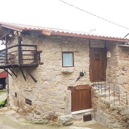 A Paragueria Sas de Penelas Exterior photo